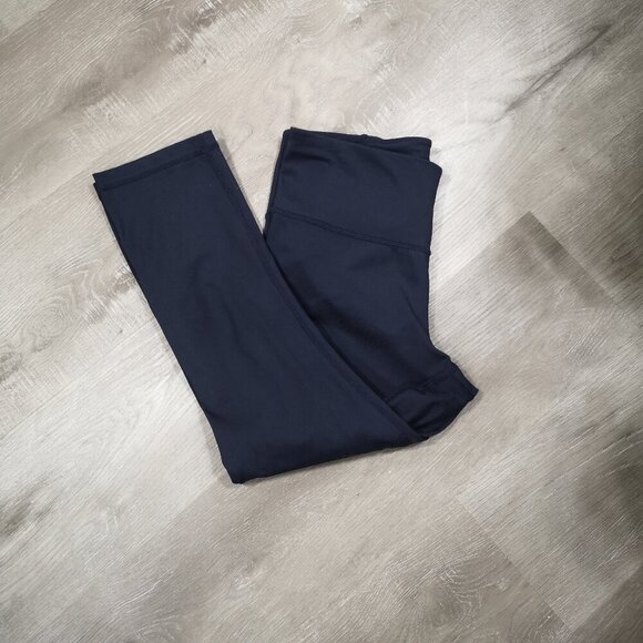 2 / $30.00 - Kirkland Ladies Size Medium Navy w/ Silver Insert Capri Leggings - Picture 5 of 9